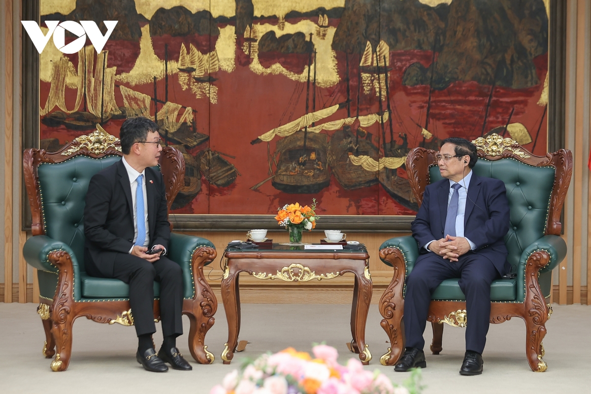 PM encourages Korean firms to expand investment in Vietnam